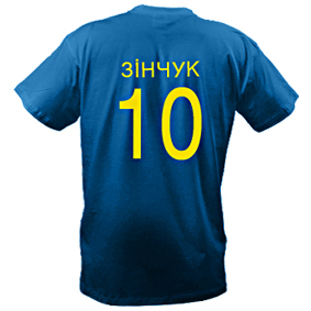 Нанесення тексту на футболку