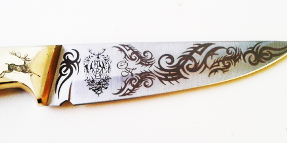 Гравіювання ножів